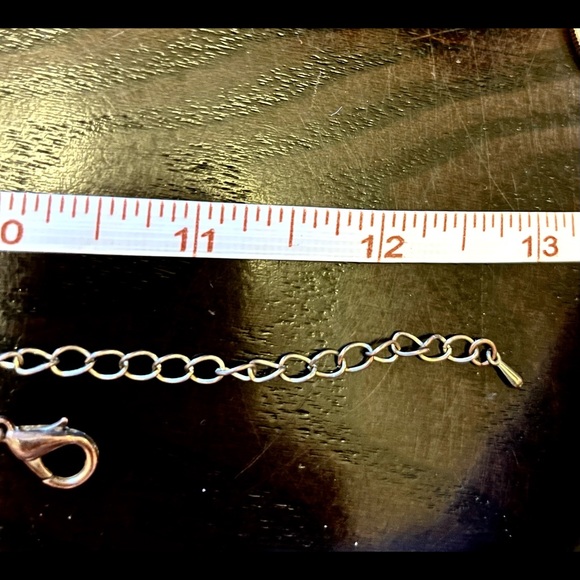 Necklace with Tivoli Crystals - Picture 4 of 8